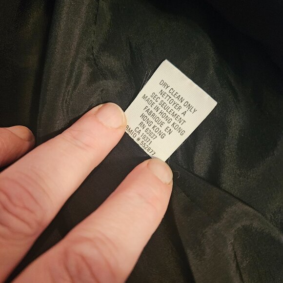 Anne Klein II Four-Button Black Blazer - Size 14 - Like New - Picture 3 of 4